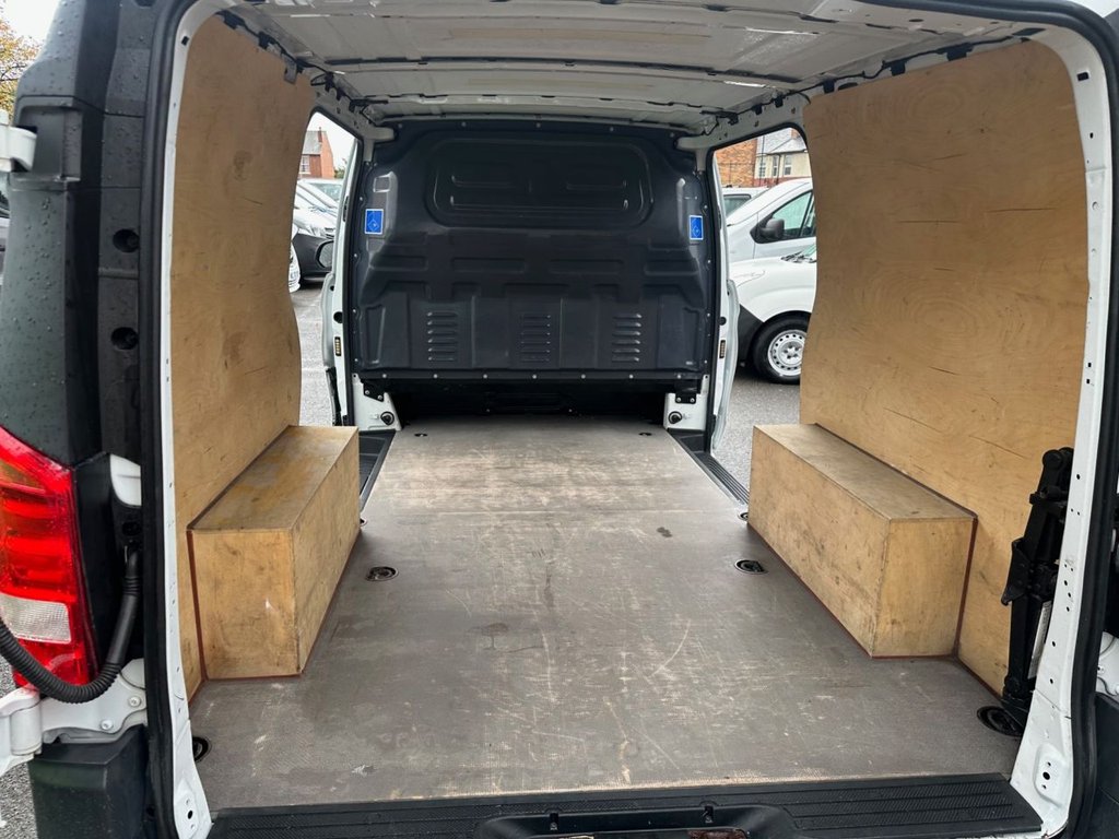Used Mercedes-Benz Vito 2018 for sale - 76546654: Photo 14