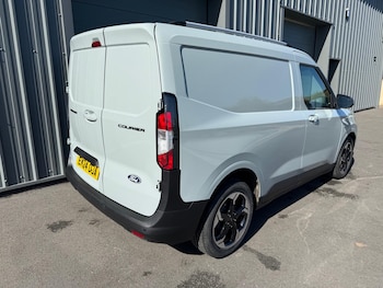 Used Ford Transit Courier 2024 for sale - 78365105: Photo