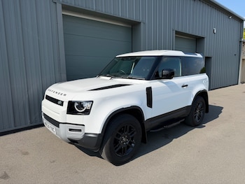 Used Land Rover Defender 2024 for sale - 79211821: Photo