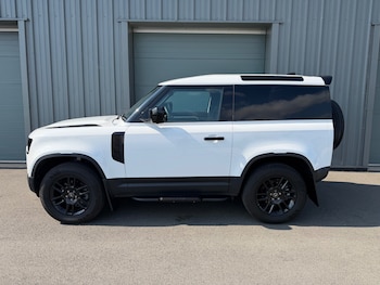 Used Land Rover Defender 2024 for sale - 79211821: Photo