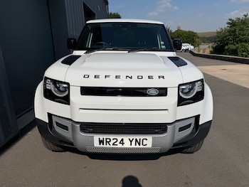 Used Land Rover Defender 2024 for sale - 79211821: Photo