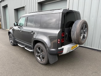 Used Land Rover Defender 2023 for sale - 77818494: Photo