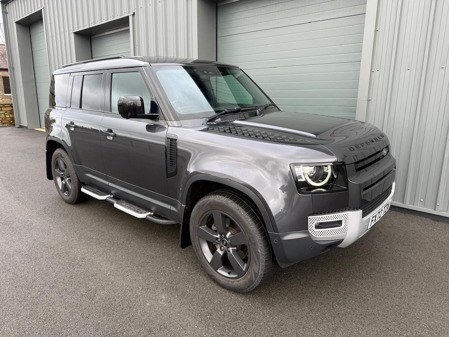 Used Land Rover Defender 2023 for sale - 77818494: Photo 5