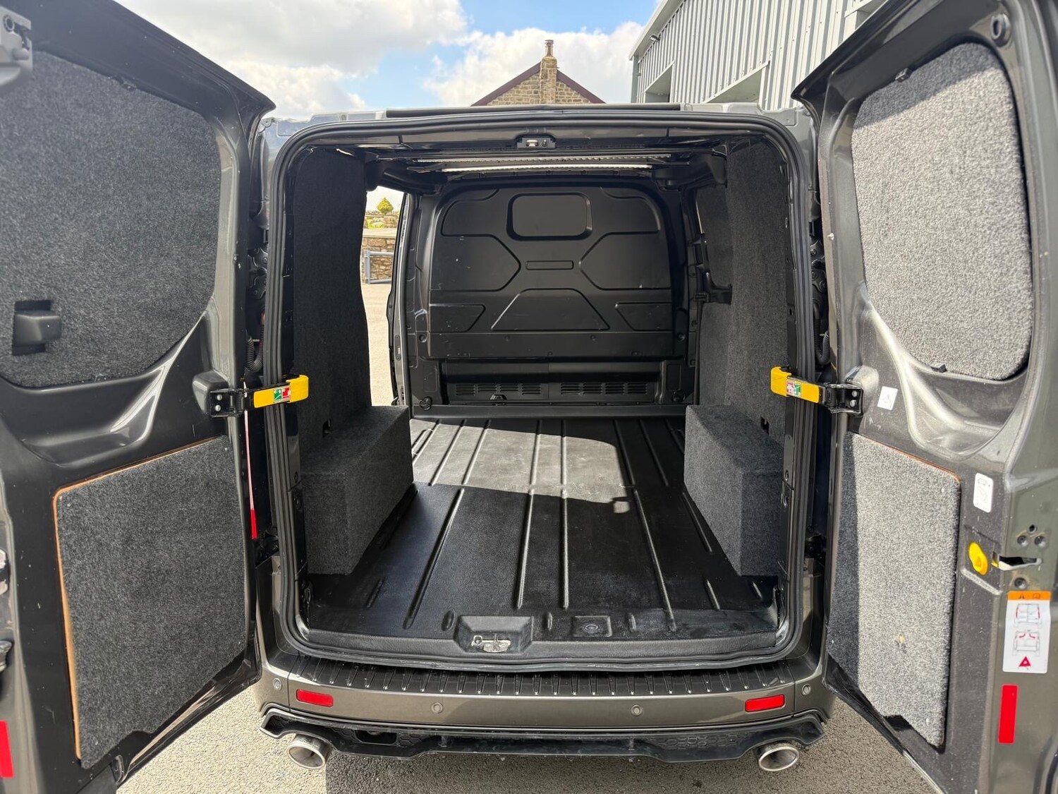 Used Ford Transit Custom 2023 for sale - 78199196: Photo 18