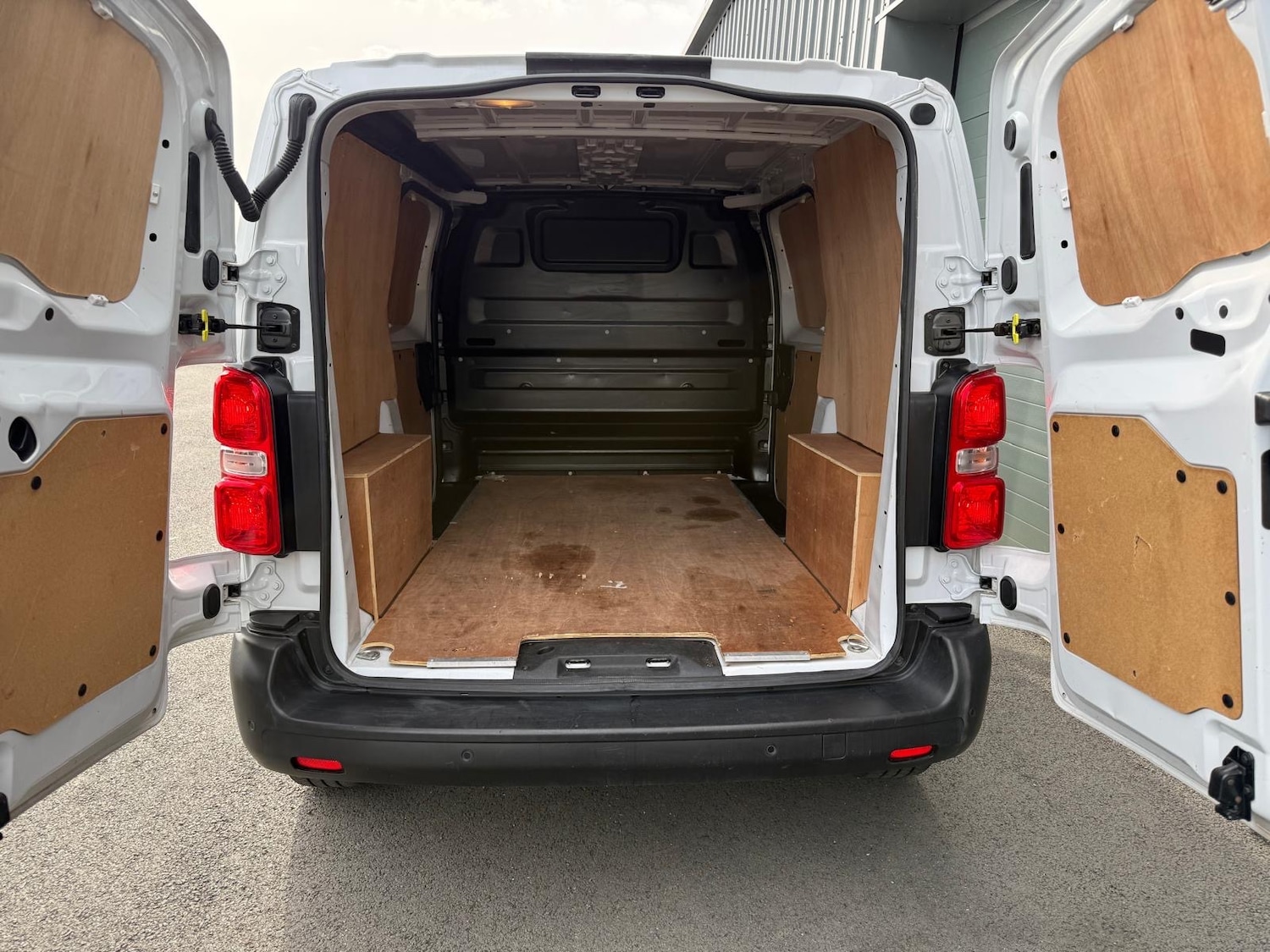 Used Vauxhall Vivaro 2024 for sale - 78132476: Photo 15