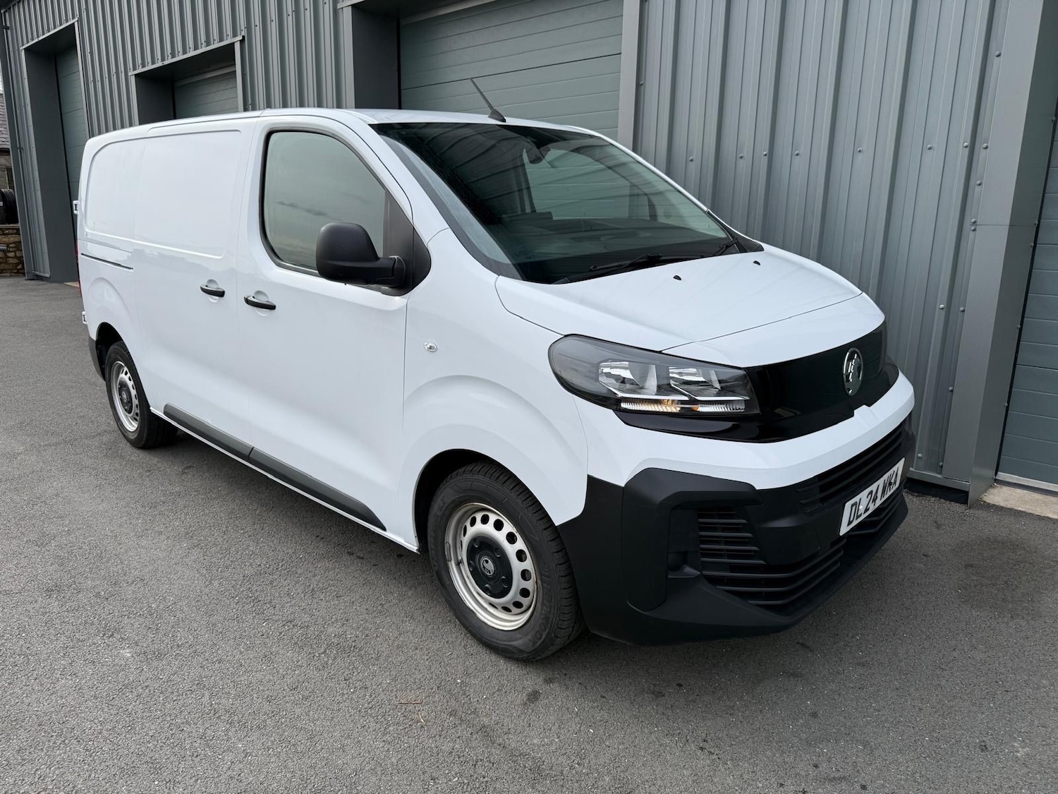 Used Vauxhall Vivaro 2024 for sale - 78132476: Photo 5