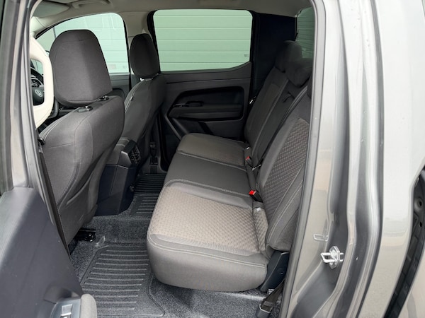 Used Volkswagen Amarok 2024 for sale - 76300575: Photo 10