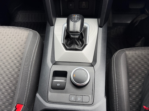 Used Volkswagen Amarok 2024 for sale - 76300575: Photo 14