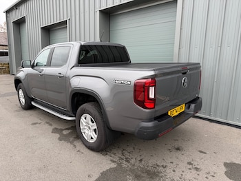 Used Volkswagen Amarok 2024 for sale - 76300575: Photo 3