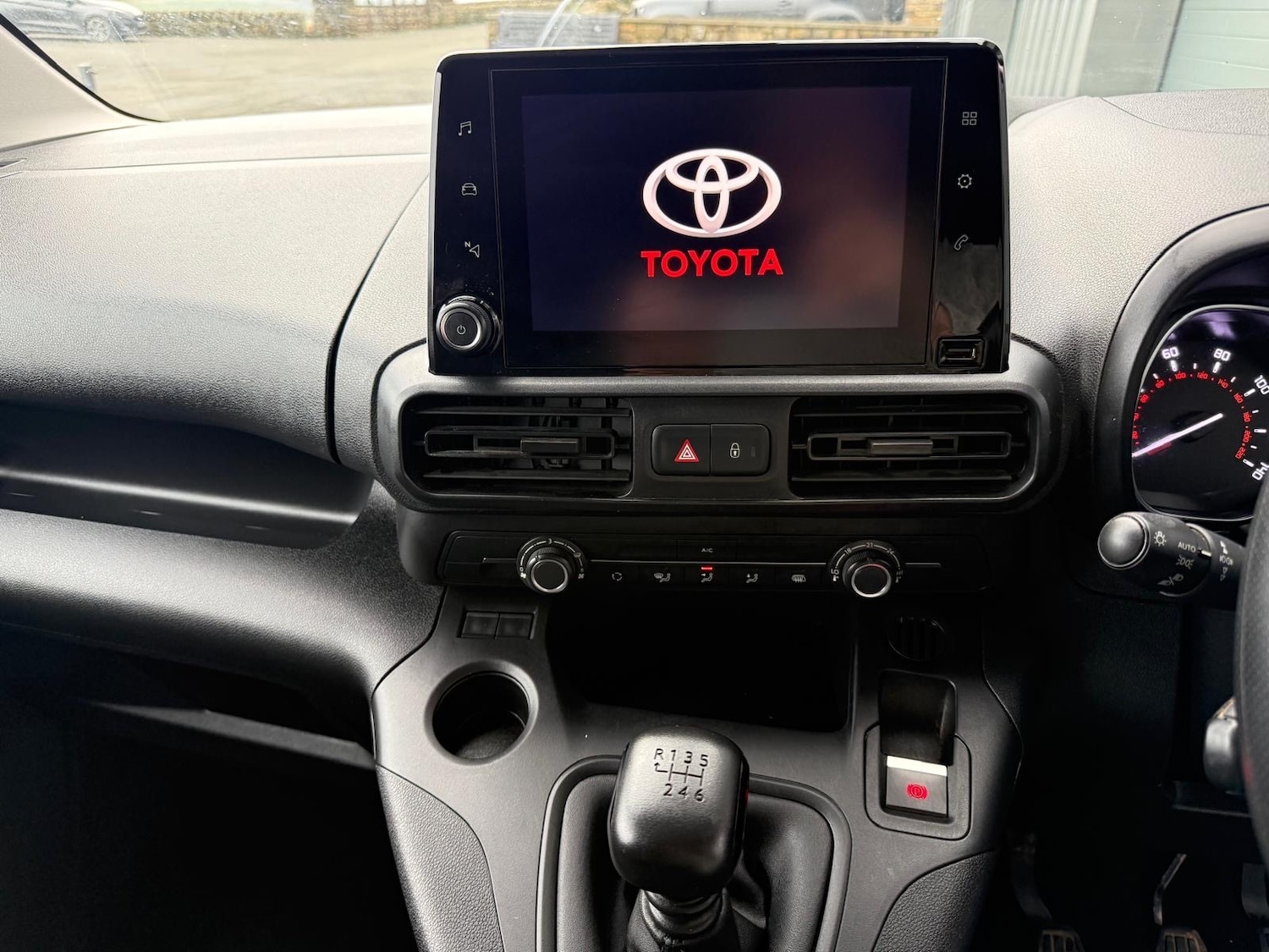 Used Toyota ProAce 2022 for sale - 77722494: Photo 9