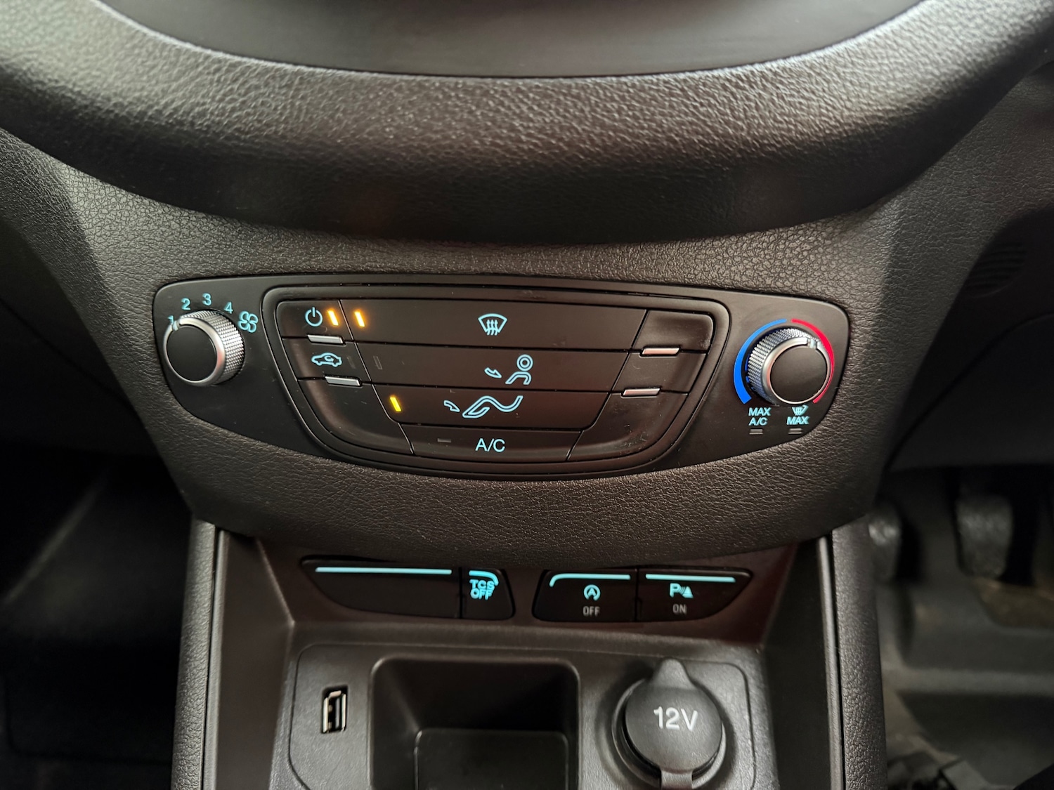 Used Ford Transit Courier 2022 for sale - 77046474: Photo 14