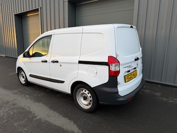 Used Ford Transit Courier 2022 for sale - 77046474: Photo