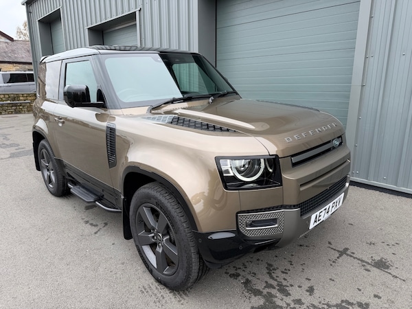 Used Land Rover Defender 2024 for sale - 76288679: Photo 4