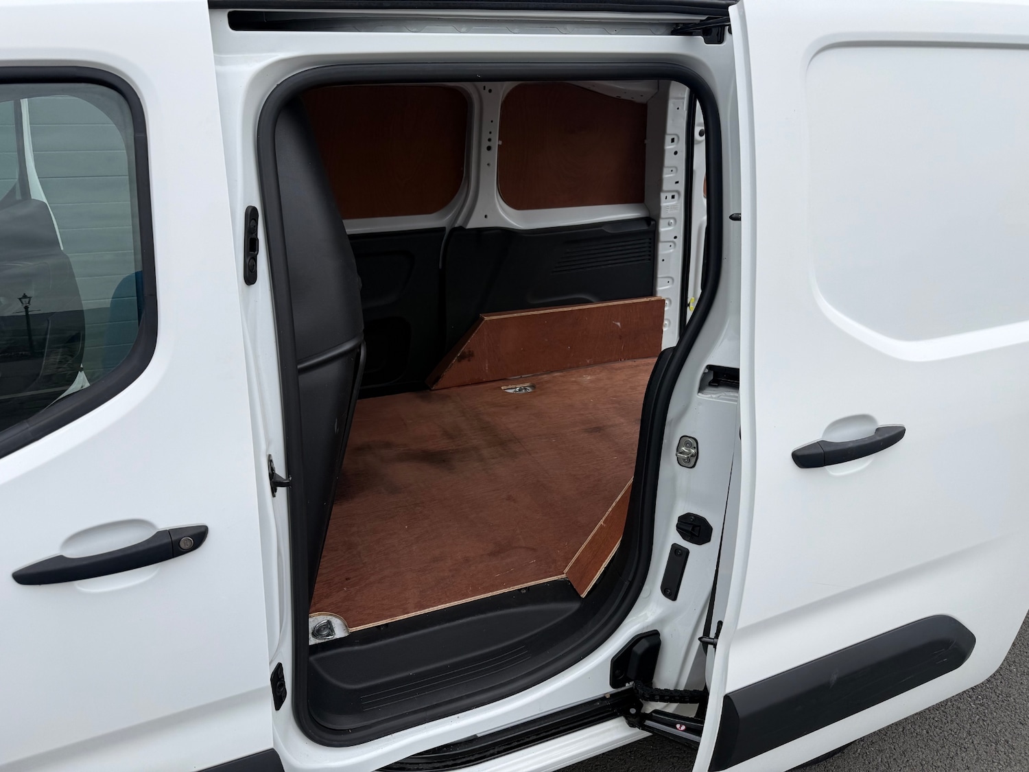 Used Citroen Berlingo 2020 for sale - 76098849: Photo 14