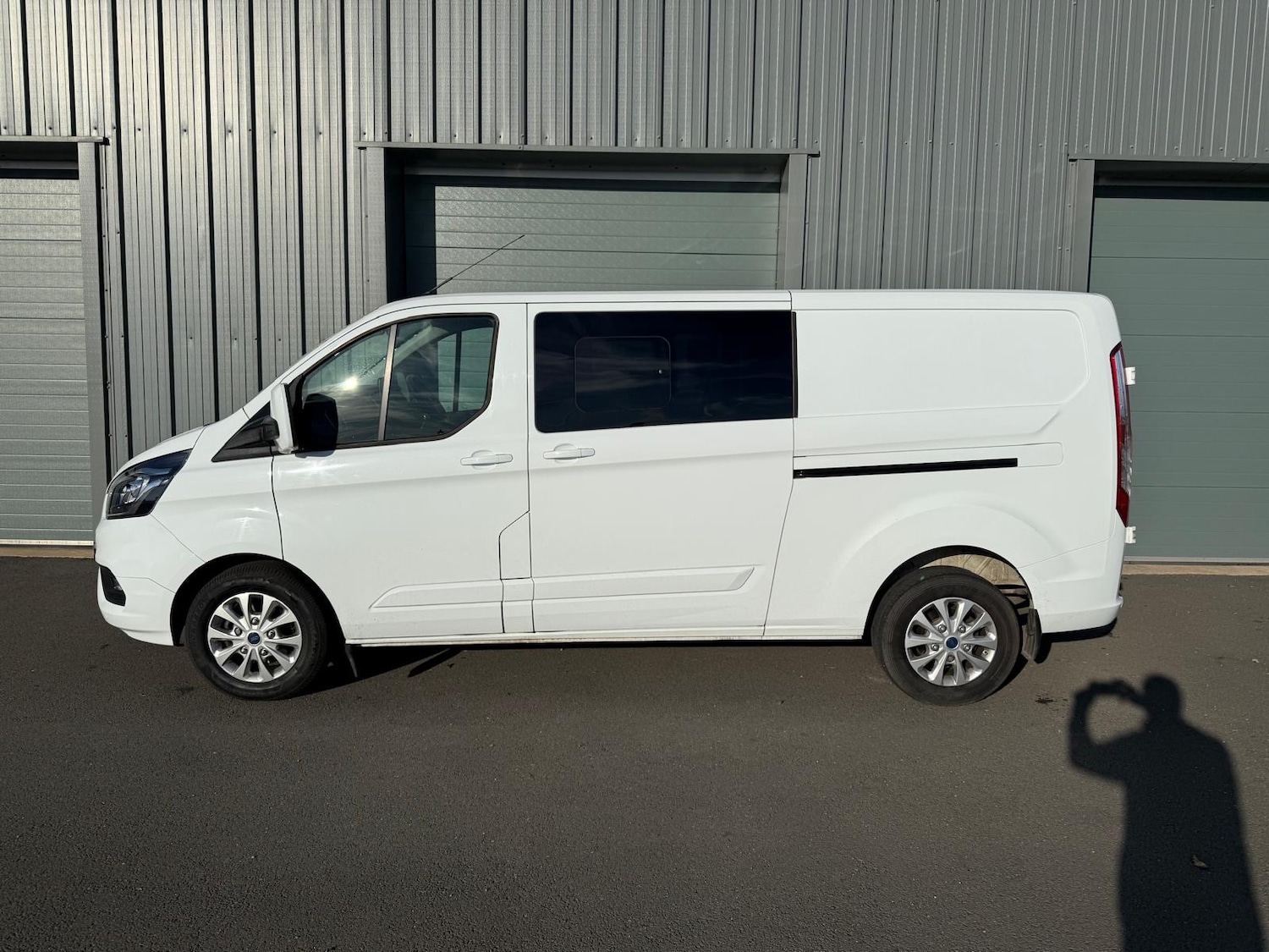 Used Ford Transit Custom 2023 for sale - 76690079: Photo 2