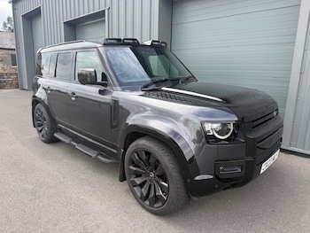 Used Land Rover Defender 2023 for sale - 79115928: Photo