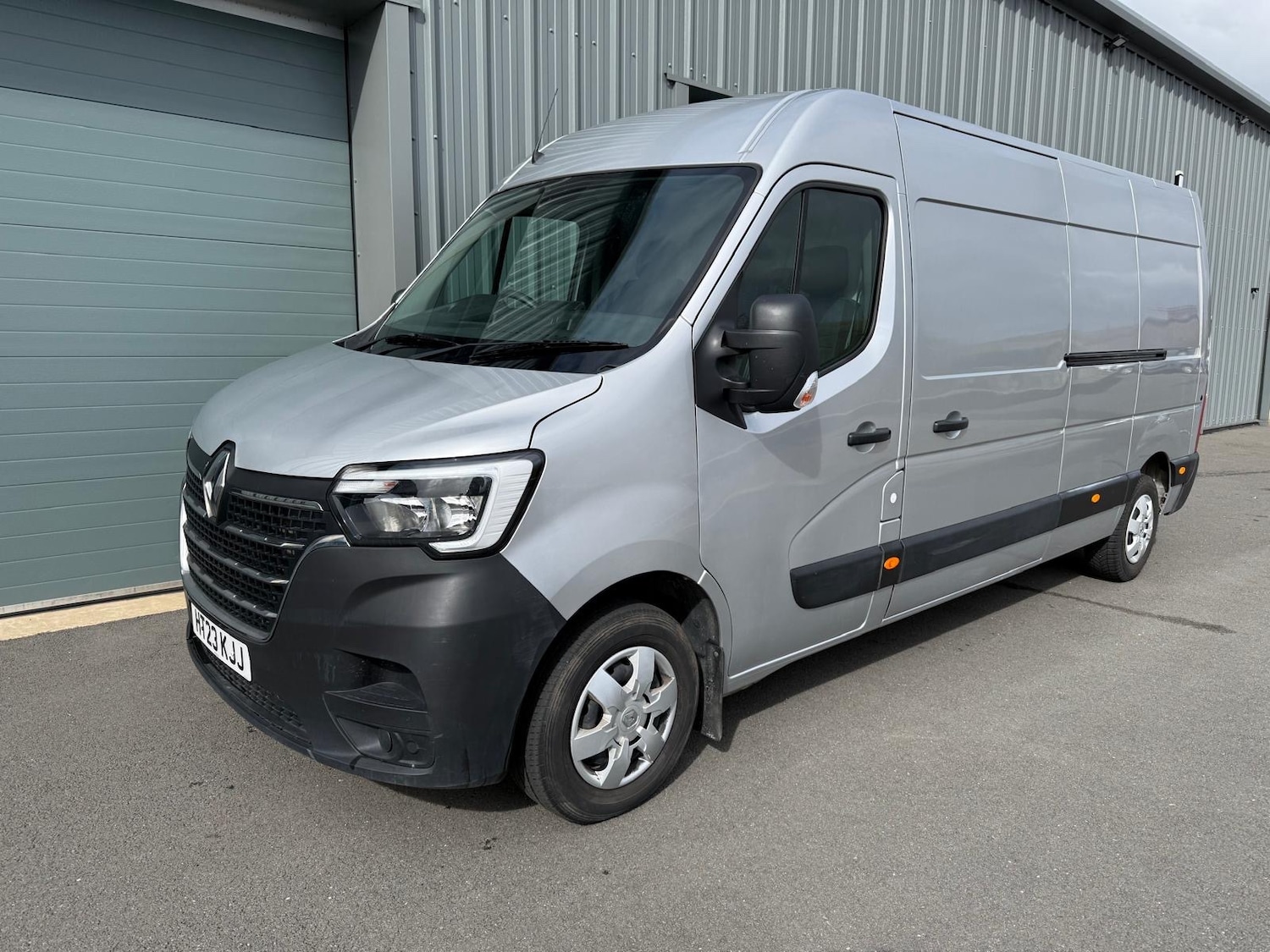 Used Renault Master 2023 for sale - 78121645: Photo 1