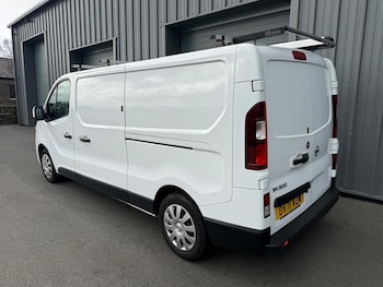 Used Nissan NV300 2021 for sale - 77782160: Photo