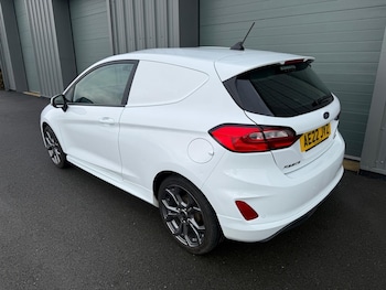 Used Ford Fiesta 2022 for sale - 77532363: Photo