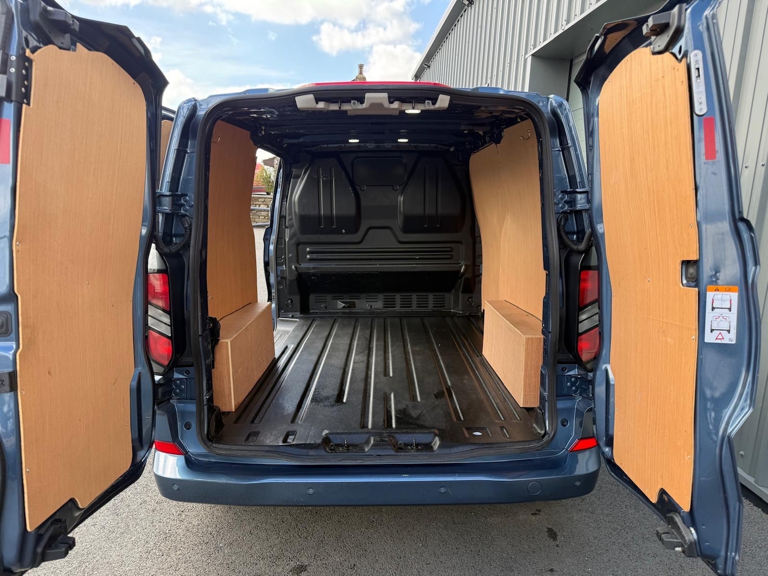 Used Ford Transit Custom 2024 for sale - 78199206: Photo 14