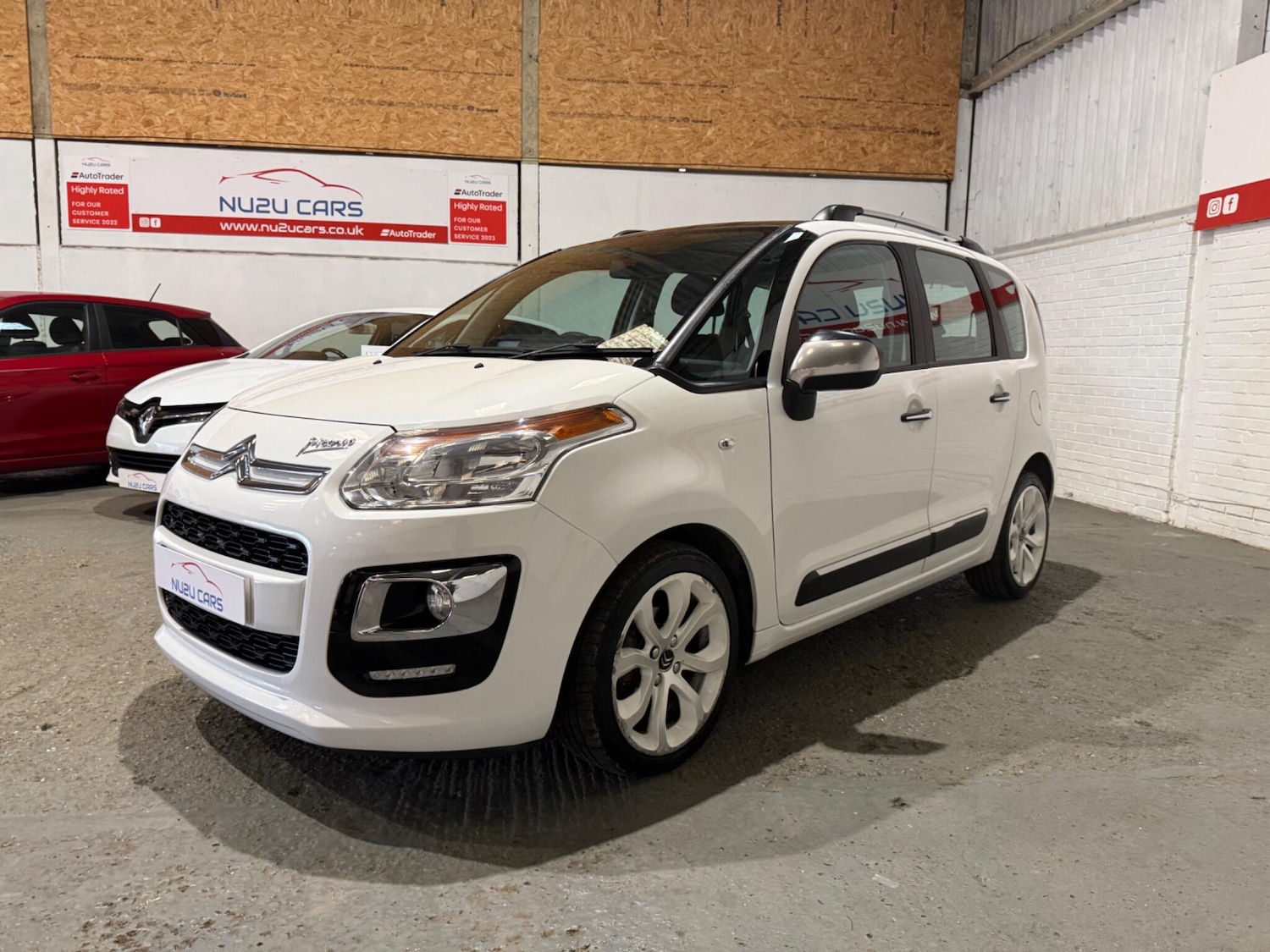 Used Citroen C3 Picasso 2014 for sale - 76965461: Photo 3