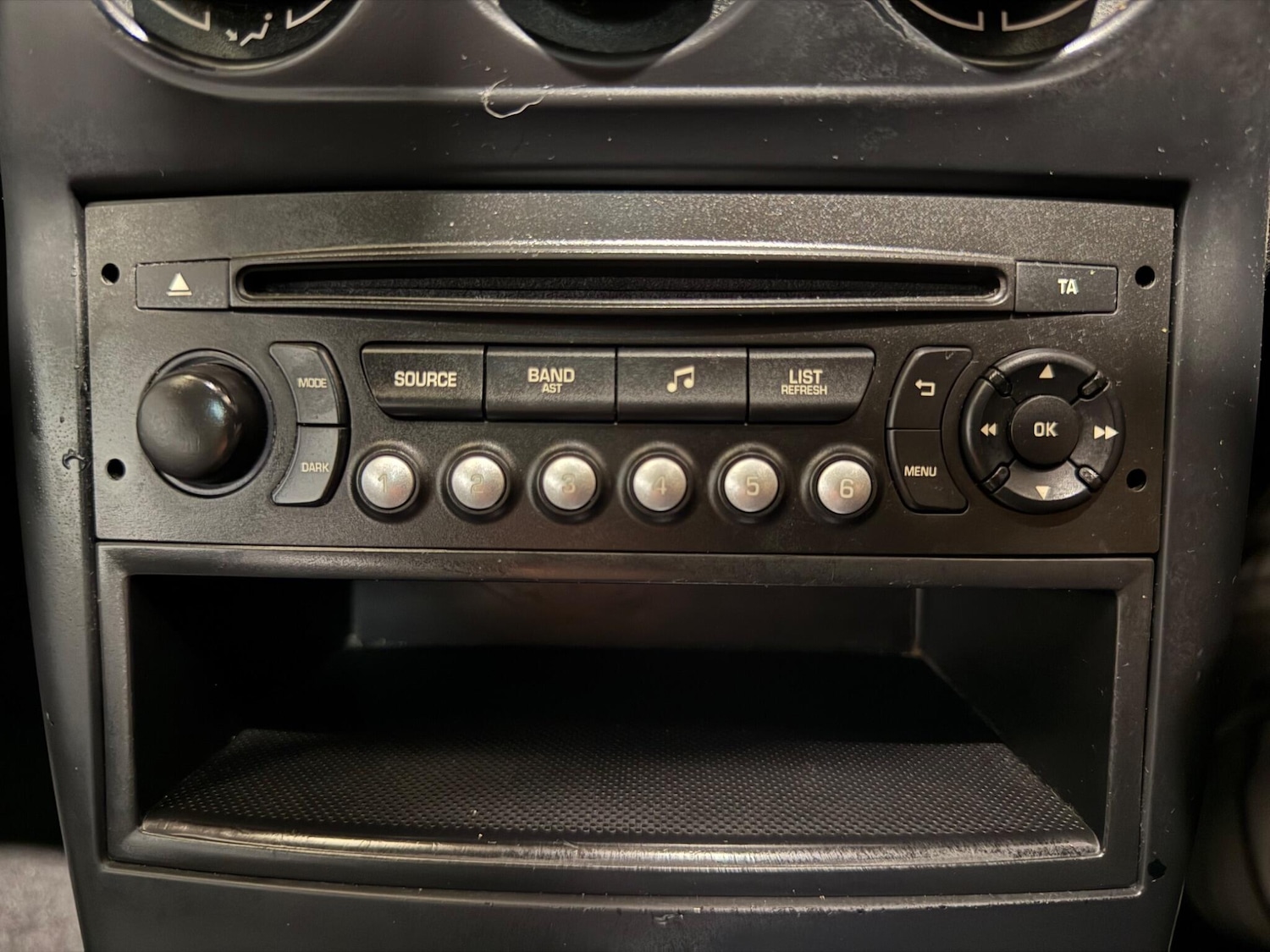 Used Citroen C3 Picasso 2014 for sale - 76965461: Photo 36