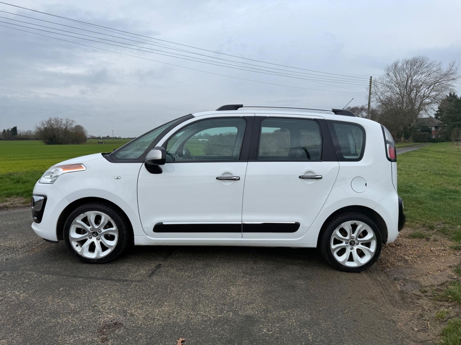 Used Citroen C3 Picasso 2014 for sale - 76965461: Photo 41