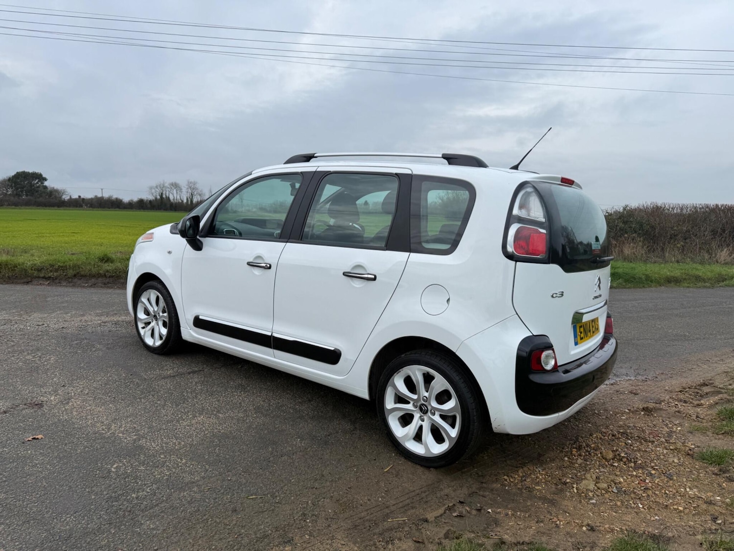 Used Citroen C3 Picasso 2014 for sale - 76965461: Photo 42