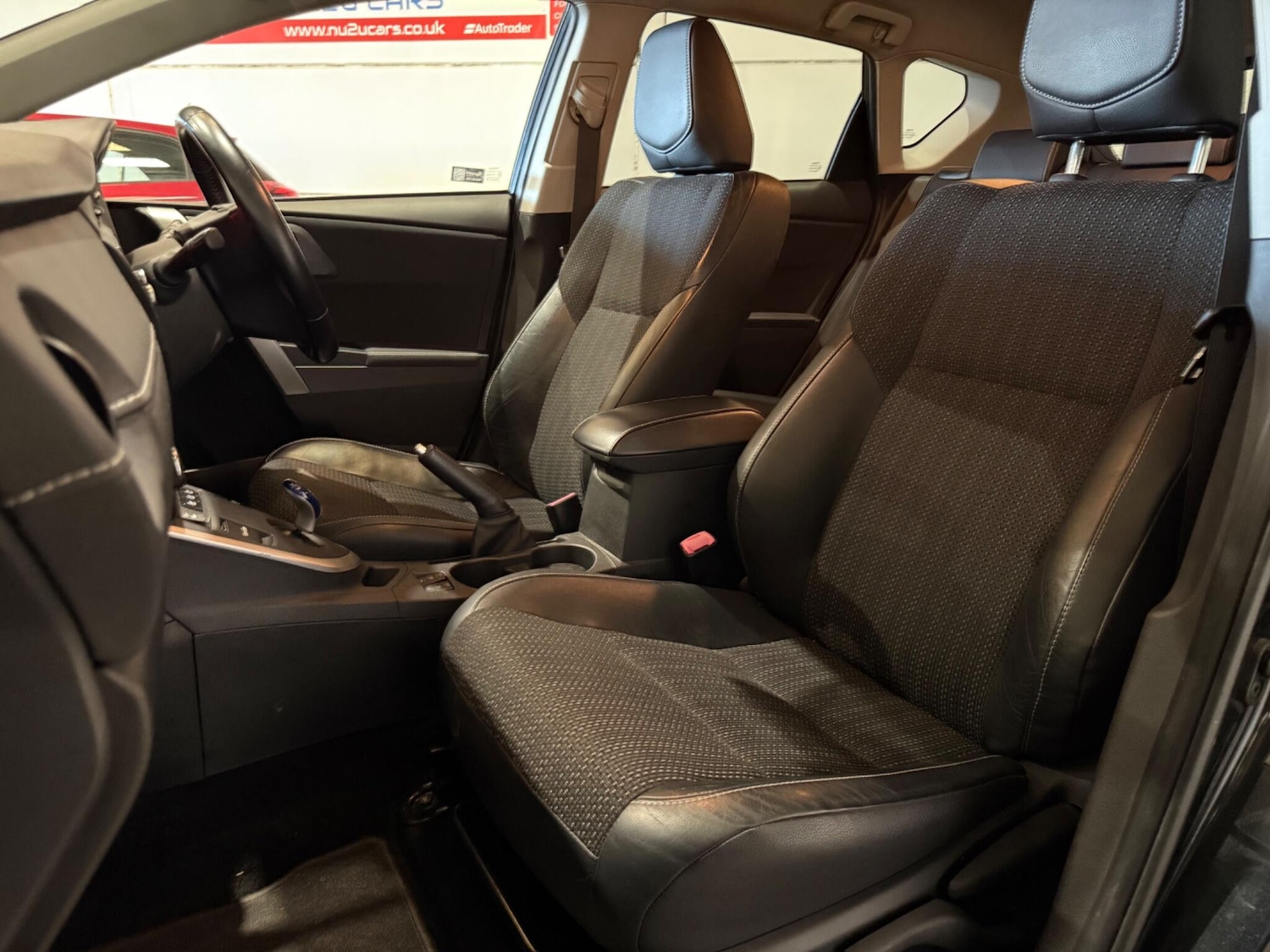 Used Toyota Auris 2013 for sale - 77467965: Photo 24