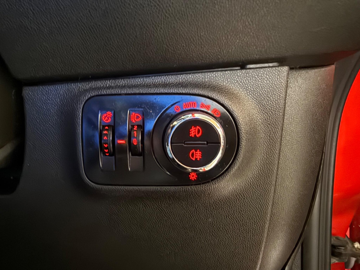 Used Vauxhall Corsa 2015 for sale - 76832533: Photo 24