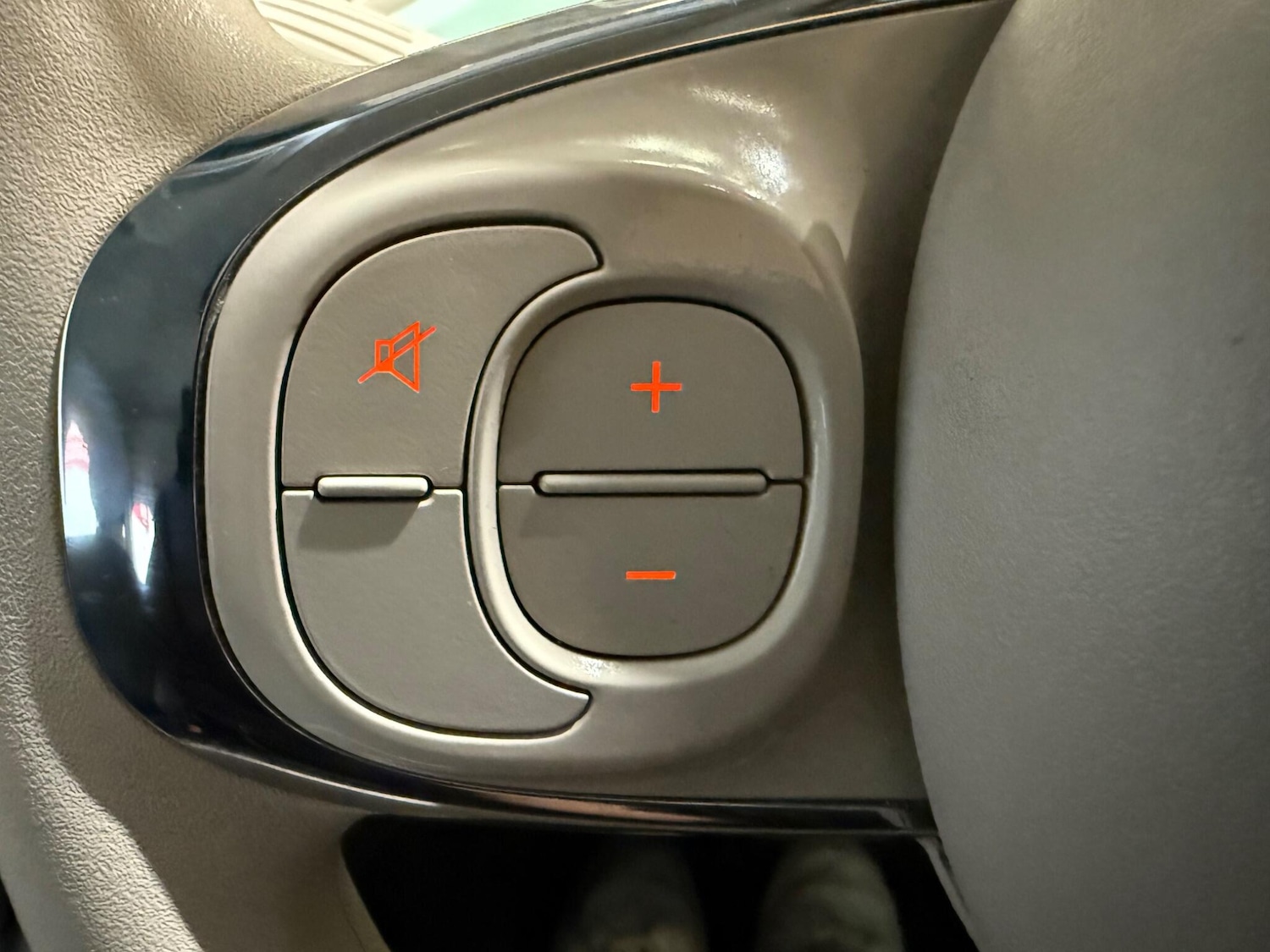 Used Fiat 500 2015 for sale - 78204801: Photo 30