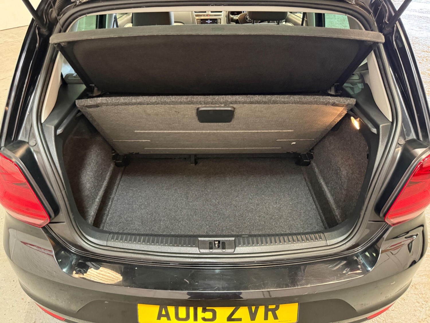 Used Volkswagen Polo 2015 for sale - 76832086: Photo 12