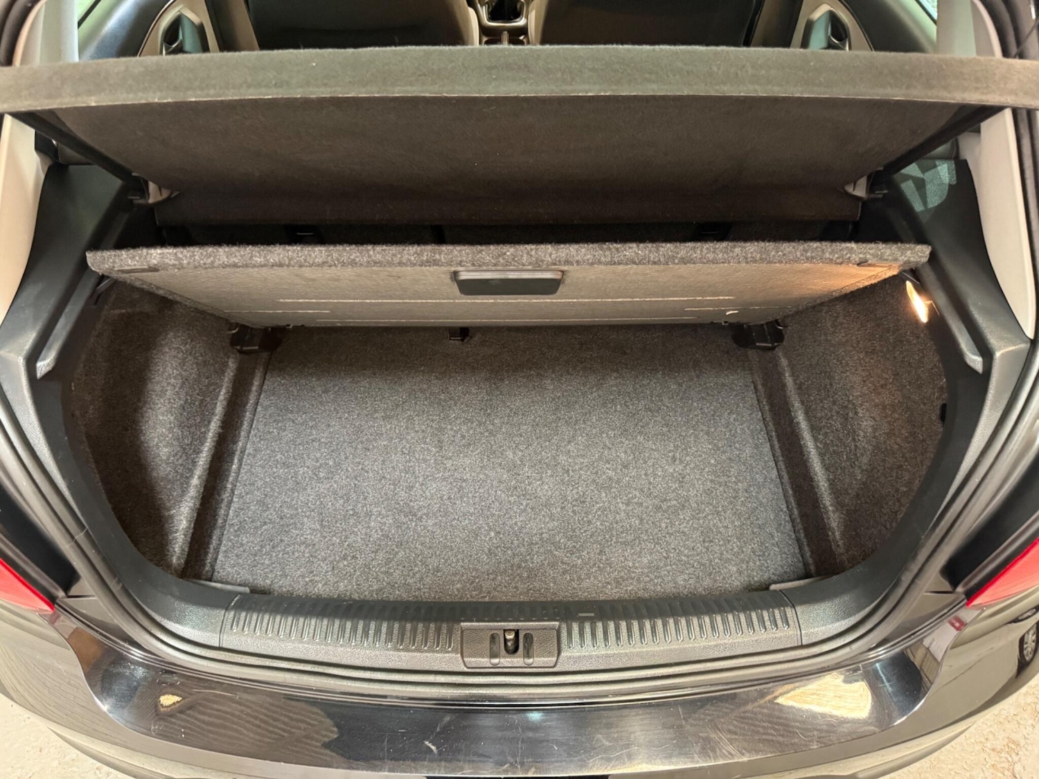 Used Volkswagen Polo 2015 for sale - 76832086: Photo 13