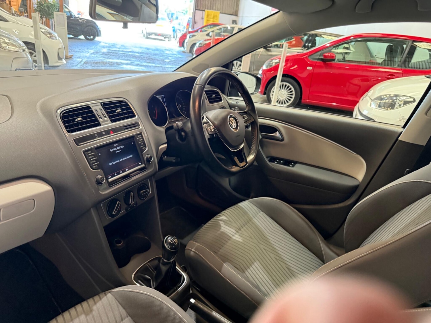 Used Volkswagen Polo 2015 for sale - 76832086: Photo 19