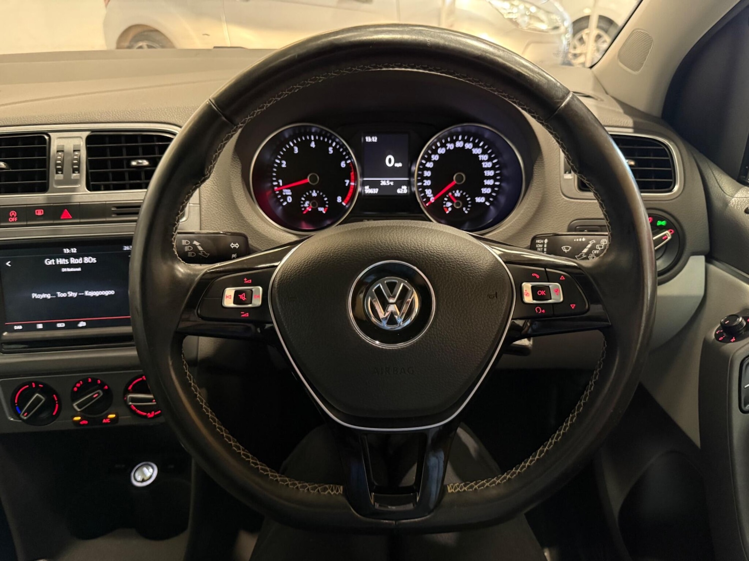 Used Volkswagen Polo 2015 for sale - 76832086: Photo 24