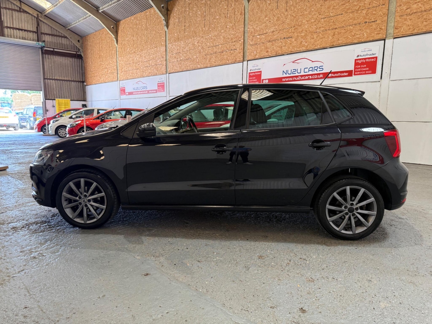 Used Volkswagen Polo 2015 for sale - 76832086: Photo 4