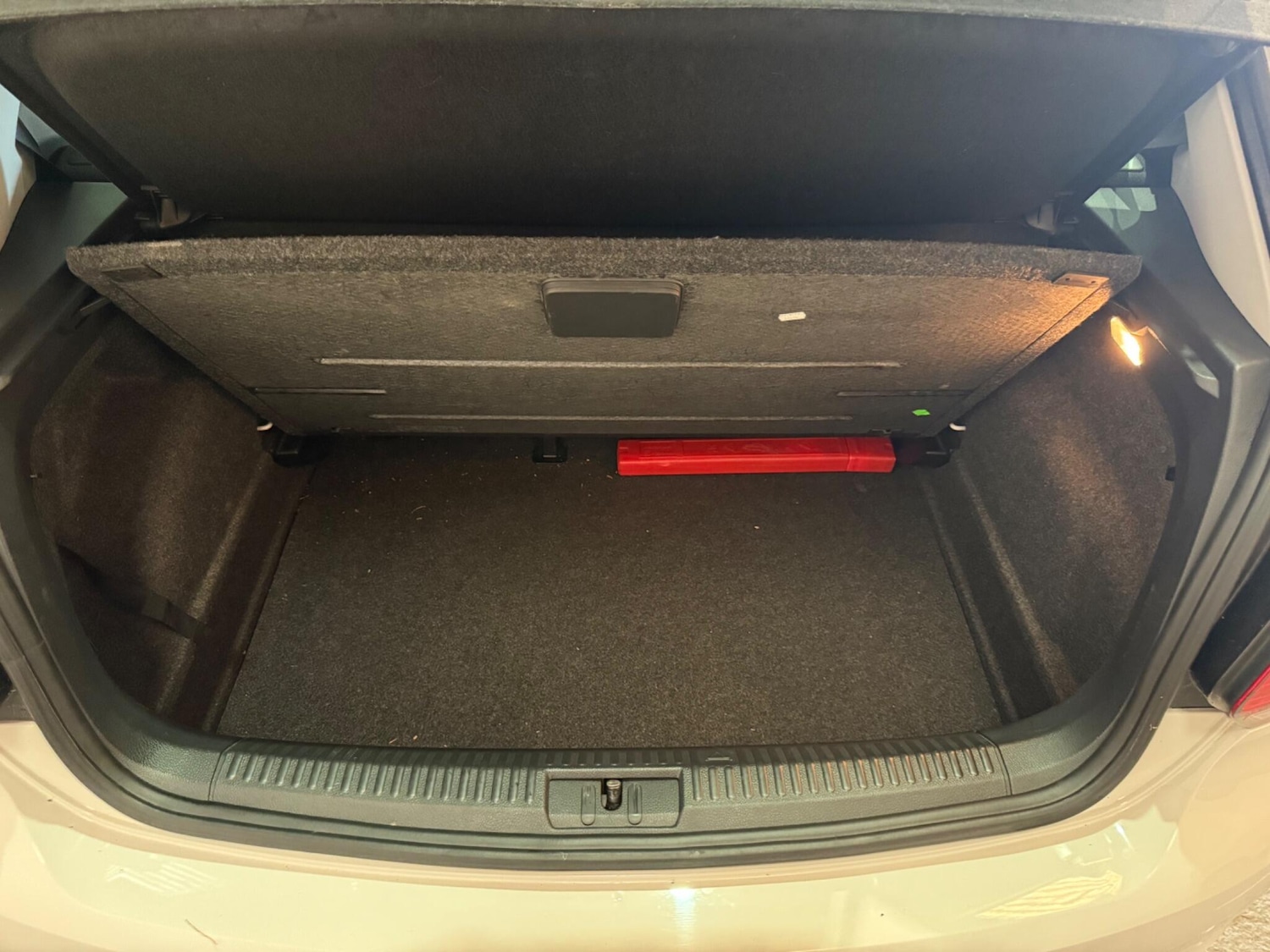 Used Volkswagen Polo 2013 for sale - 76832444: Photo 16