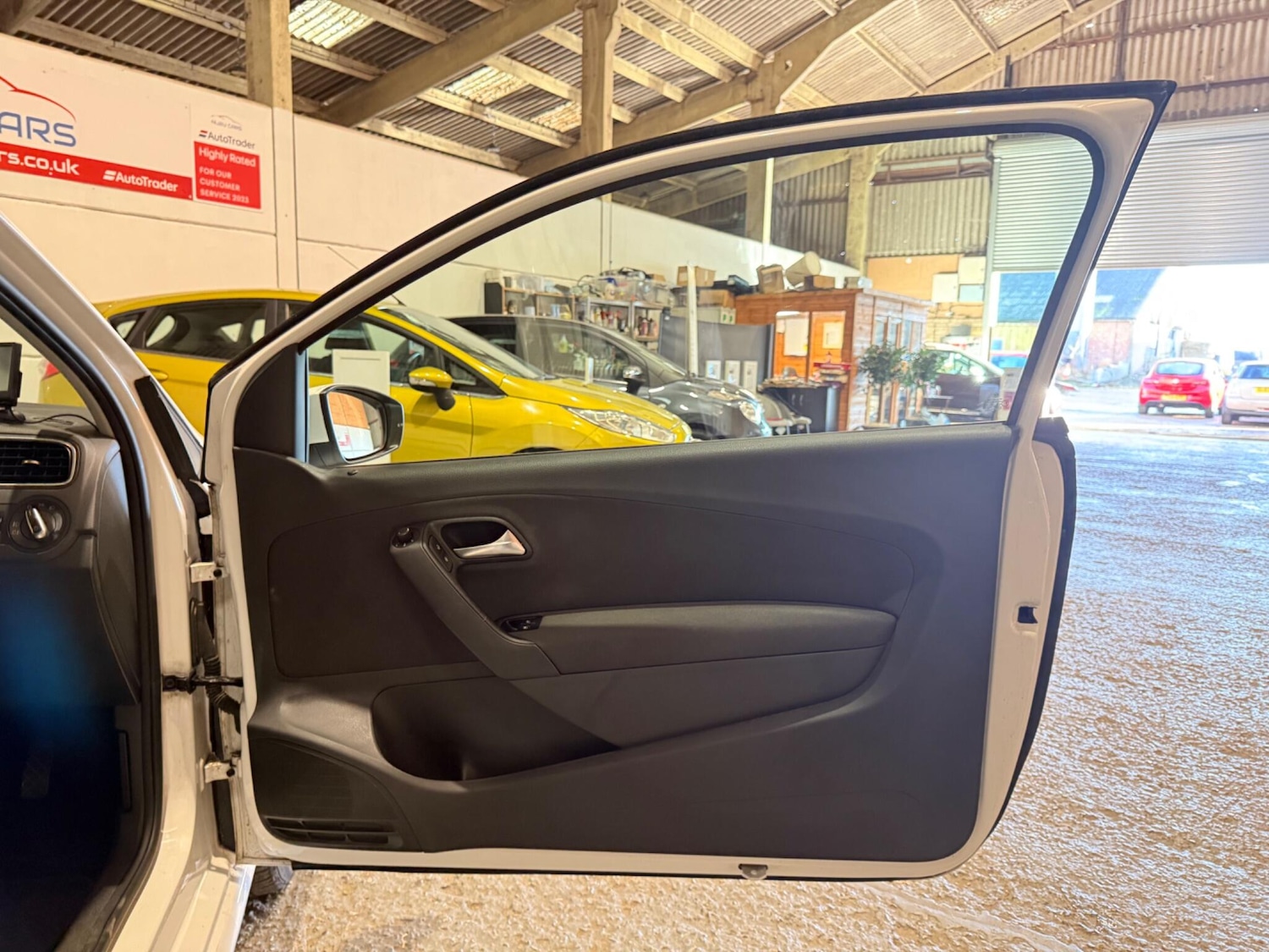 Used Volkswagen Polo 2013 for sale - 76832444: Photo 22