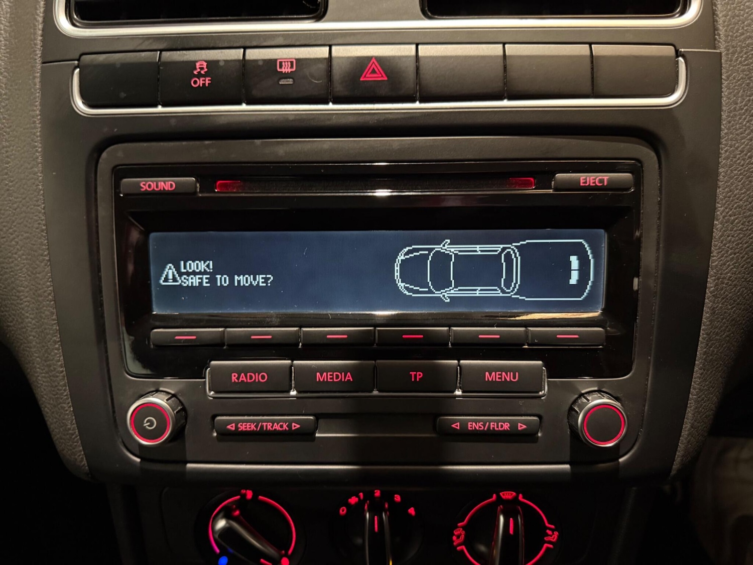 Used Volkswagen Polo 2013 for sale - 76832444: Photo 38