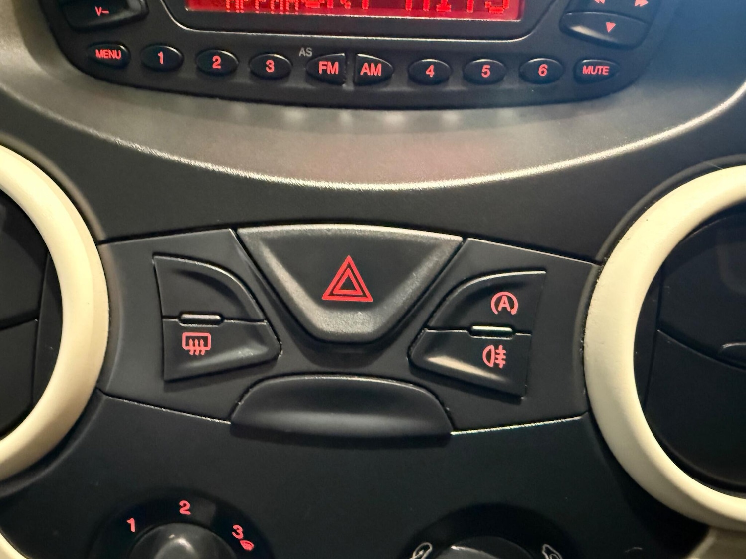 Used Ford Ka 2014 for sale - 77057412: Photo 30