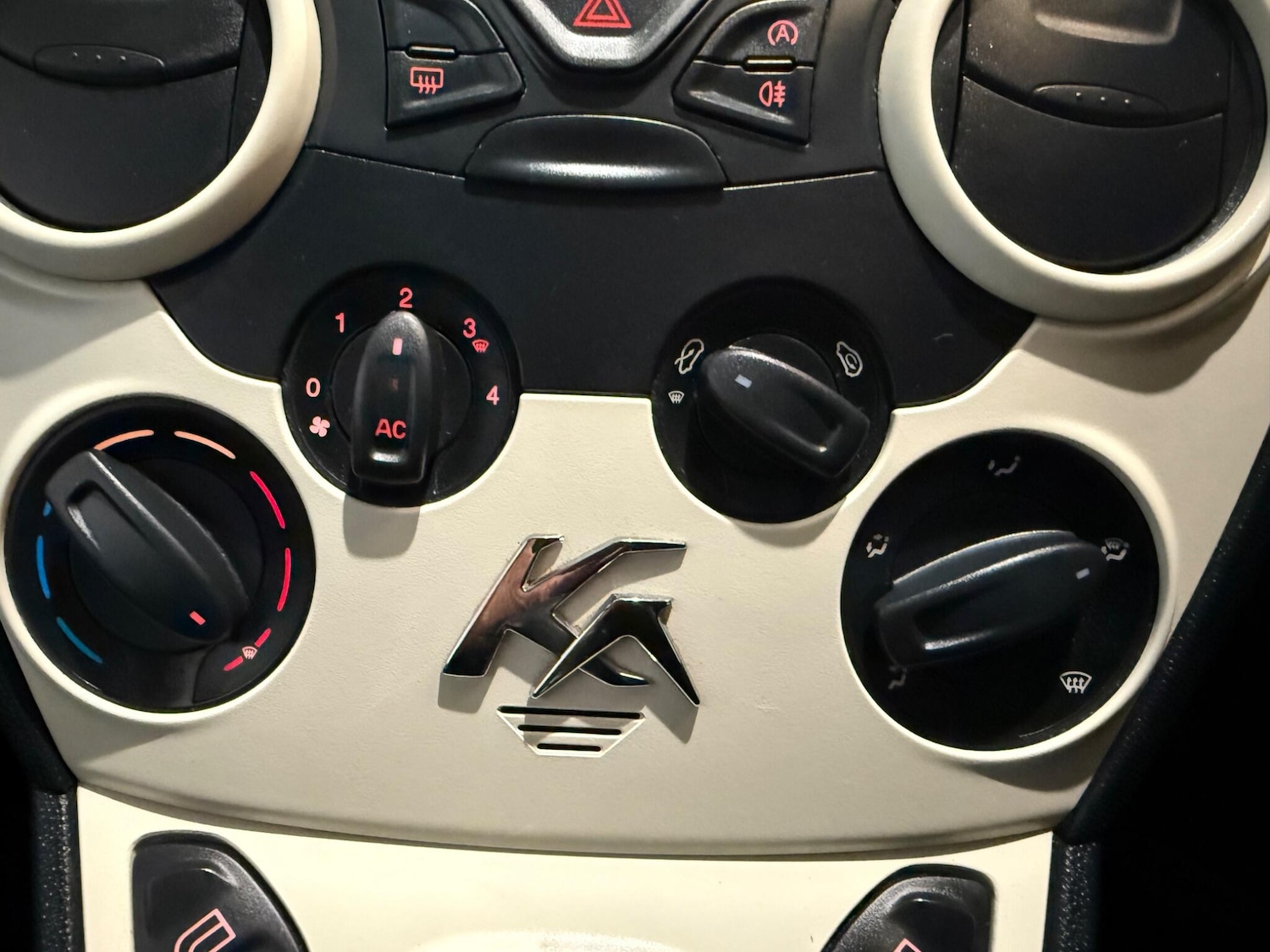 Used Ford Ka 2014 for sale - 77057412: Photo 31