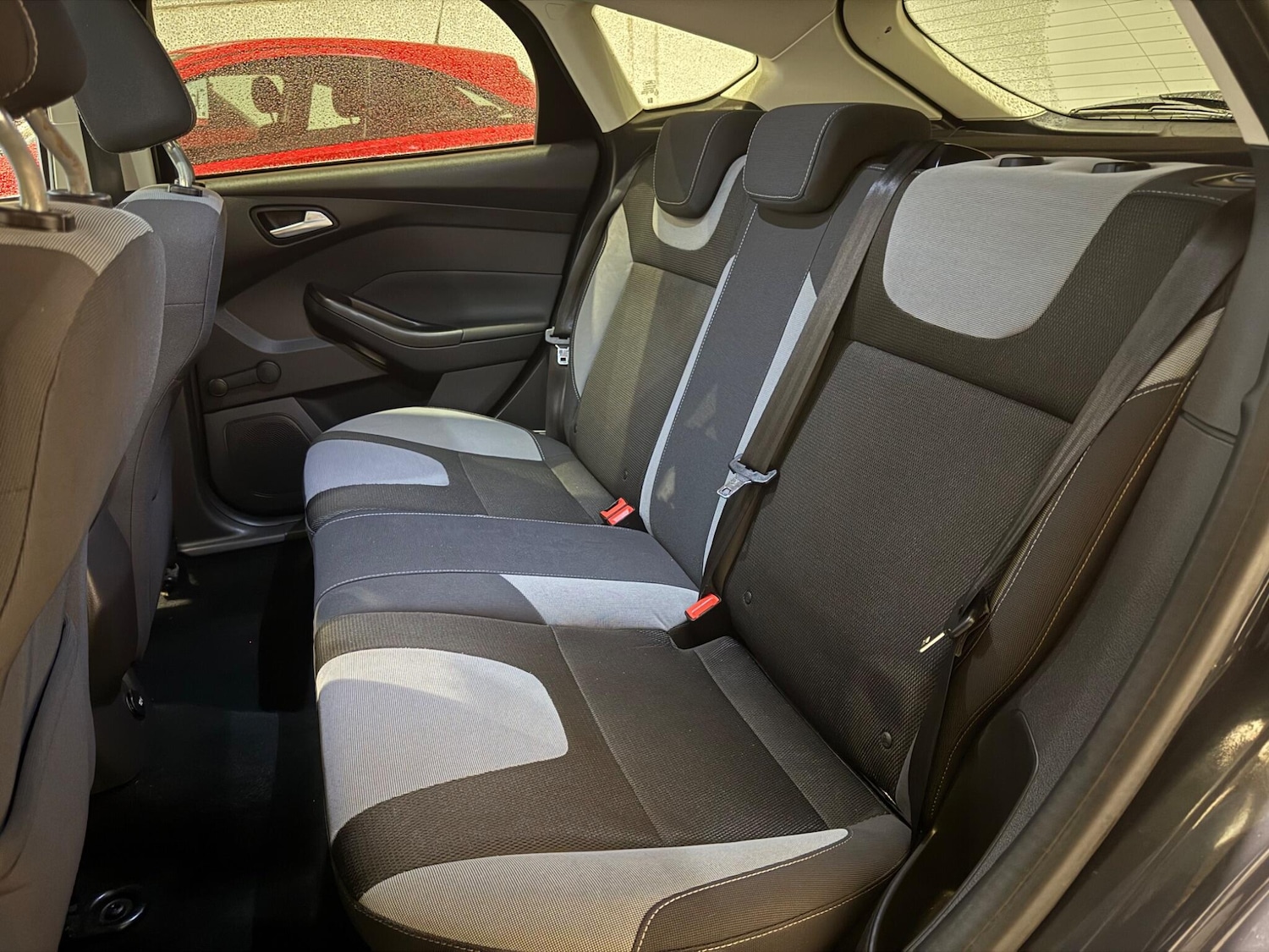 Used Ford Focus 2011 for sale - 76865345: Photo 20