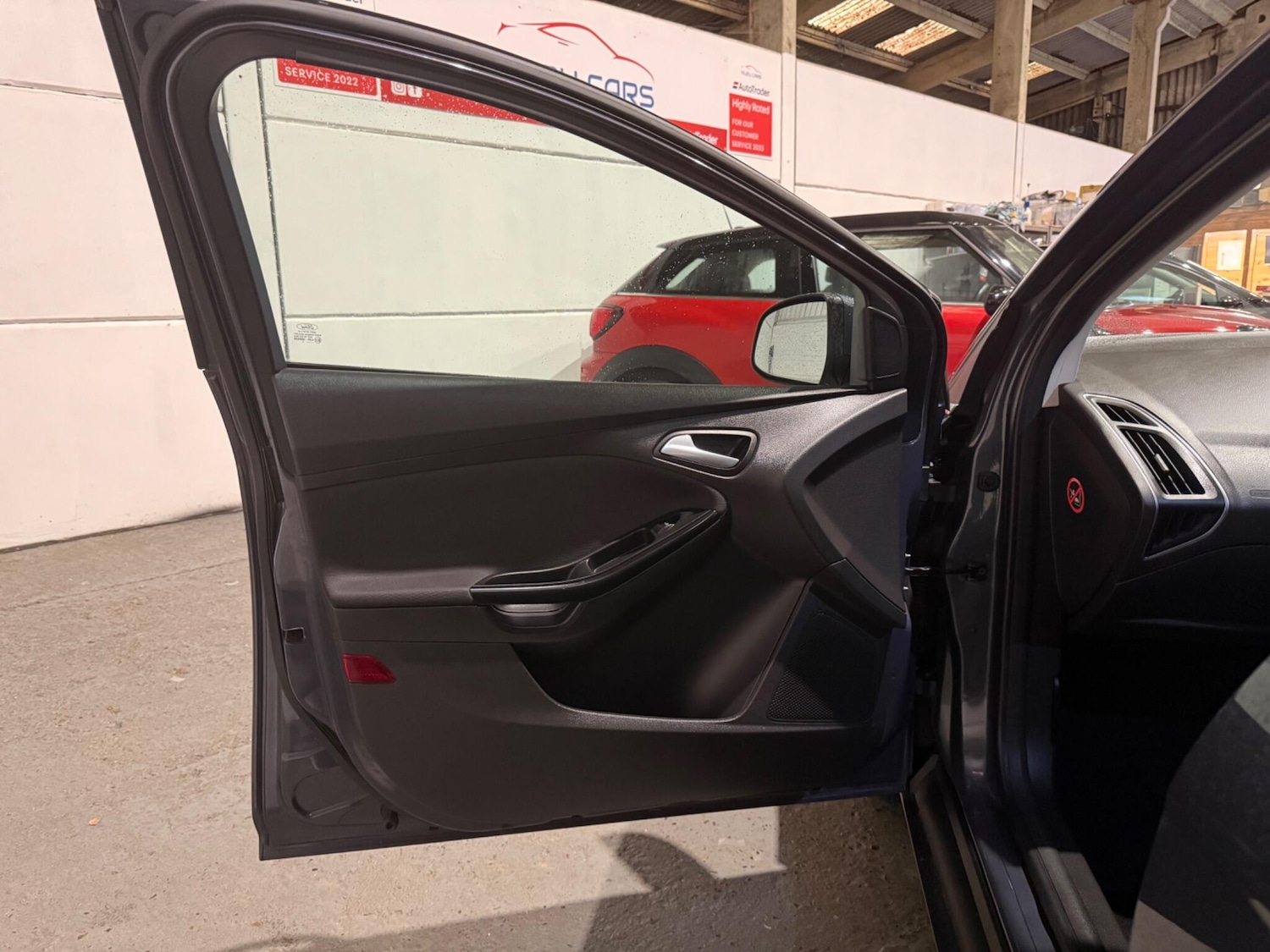 Used Ford Focus 2011 for sale - 76865345: Photo 21