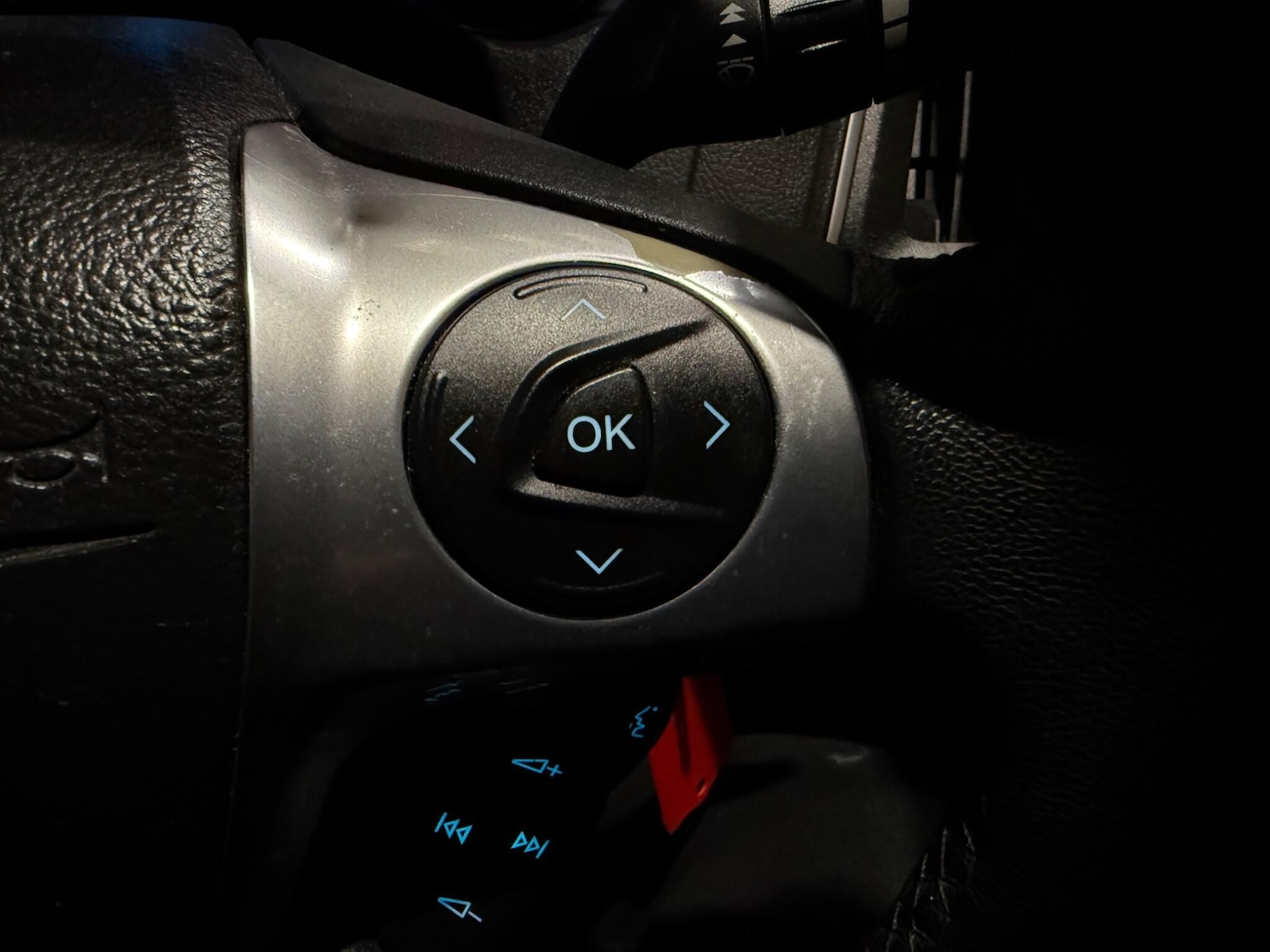 Used Ford Focus 2011 for sale - 76865345: Photo 31