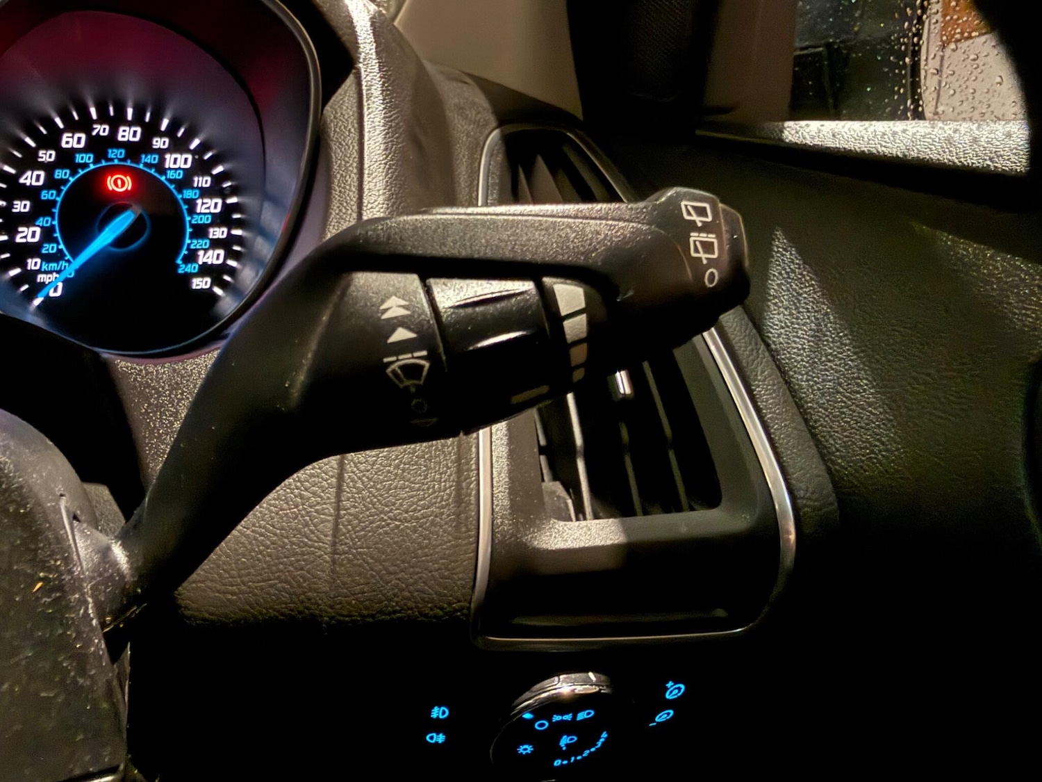 Used Ford Focus 2011 for sale - 76865345: Photo 32