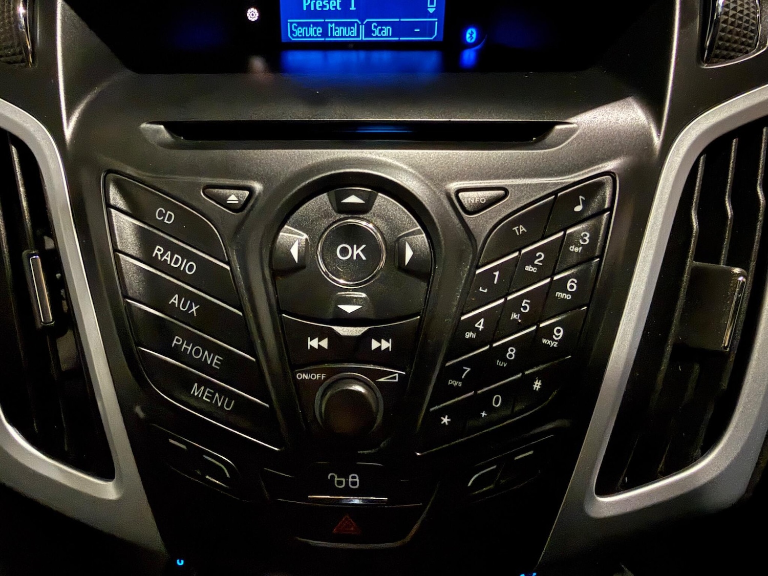 Used Ford Focus 2011 for sale - 76865345: Photo 39