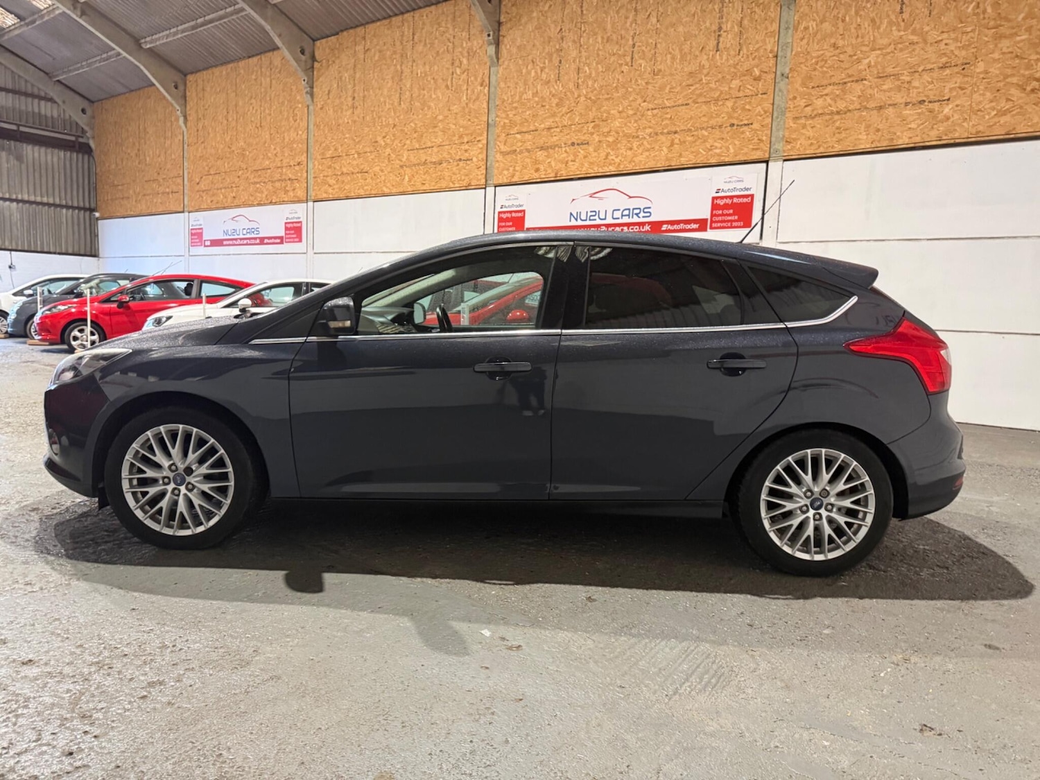 Used Ford Focus 2011 for sale - 76865345: Photo 4