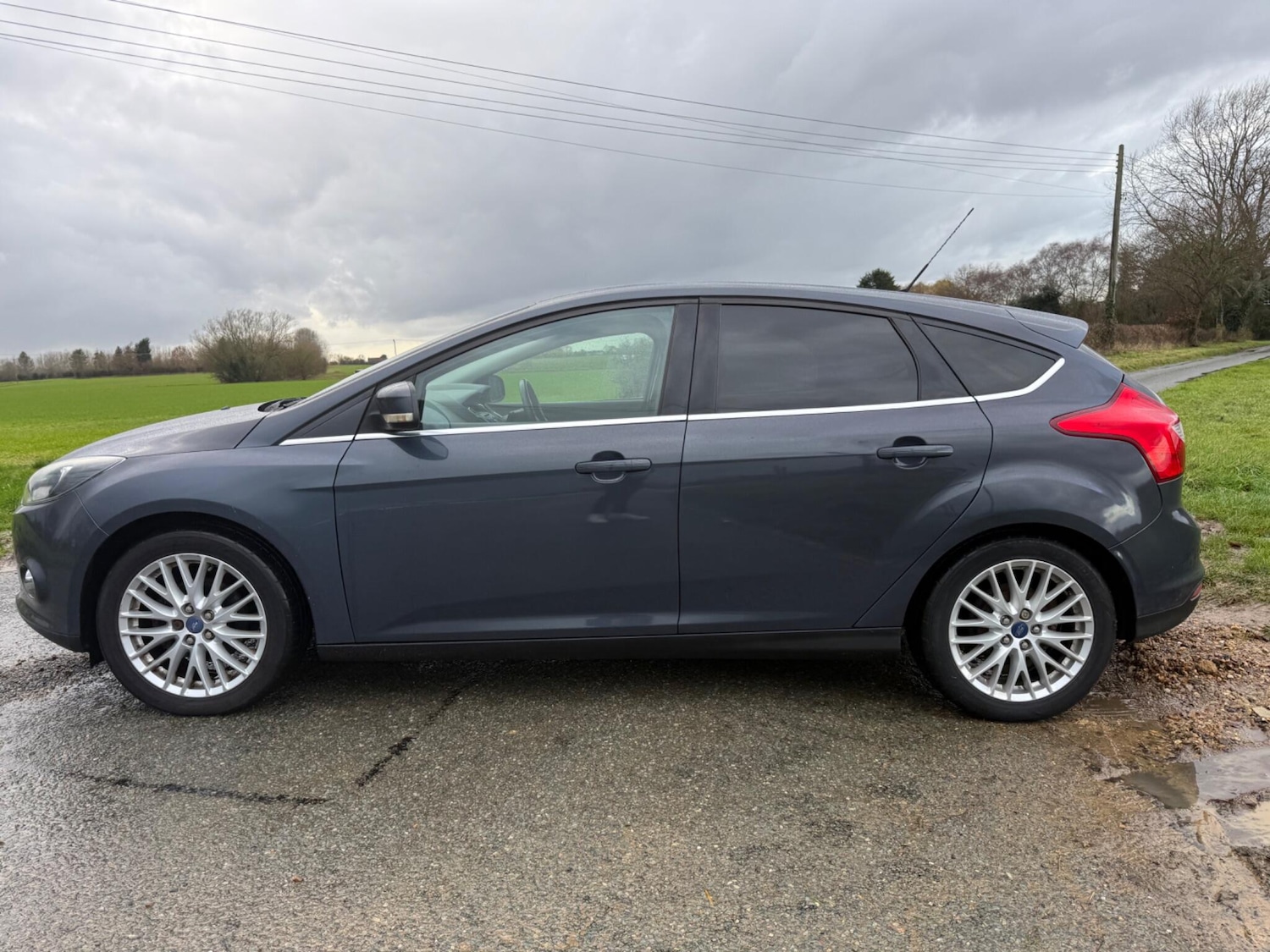 Used Ford Focus 2011 for sale - 76865345: Photo 45