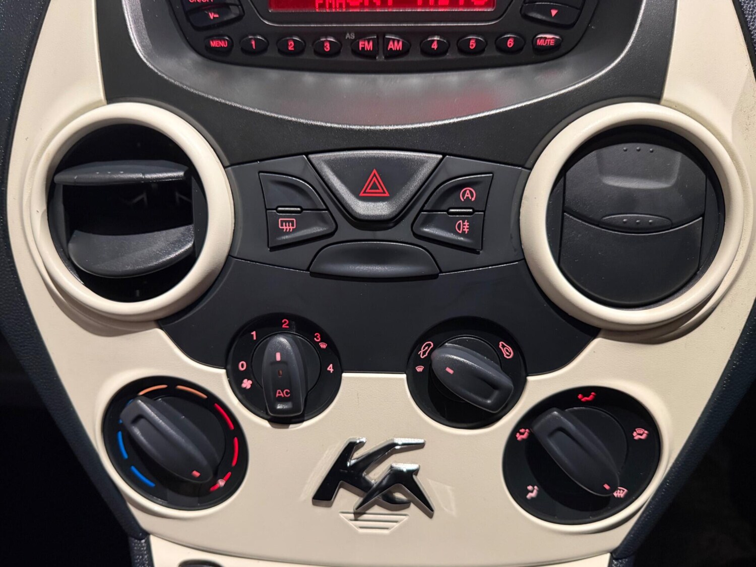 Used Ford Ka 2014 for sale - 77496753: Photo 27