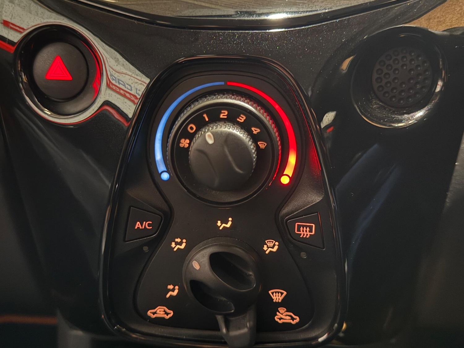 Used Toyota AYGO for sale - 77586887: Photo 39